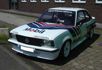 Opel Ascona B im 400 Look. Oldtimer-Revival auf dem Gelände der Kokerei Zollverein in Essen am 28.07.2024.