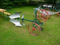 Alter ein Schar Wendepflug war beim Landwirtschaftsfest in M�hlau zu sehen und geh�rt zum Besitz des Hofes wo das Fest stattfand.