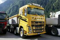 Ein Volvo FH Kipper von Fasani der am 14.7.24 beim Trucker Treffen in Ambri steht.