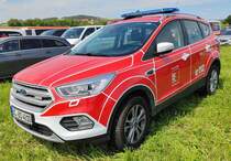 =Ford Kuga der Feuerwehr BAD SCHUSSENRIED steht im Mai 2024 auf dem Besucherparkplatz der RettMobil in Fulda