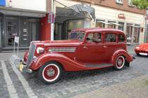 Hudson Big Six Sedan, Bj. 1935, startet zur 3. Oldtimersternfahrt des ADAC zum Hessentag in Langenselbold. Startort ist 36088 H�nfeld
