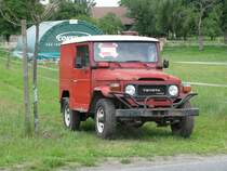 Gel�ndewagen TOYOTA Landcruiser, Baureihe J 40, der Baujahre 1960 - 1981,Paaren/Brandenburg 01.06.2009