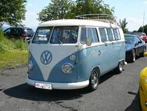 VW T1 steht auf dem Parkplatz der Sennh�tte am 05.07.2009