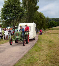 Dieser NZ Schlepper nimmt an der Rundfahrt beim Landwirtschaftsfest in M�hlau drann teil um gleichzeitig die Heimreise anzutreten