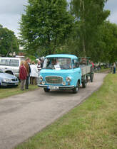 Dieser Barkas B1000 nimmt an der Rundfahrt beim Landwirtschaftsfest in M�hlau drann teil