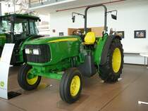 John Deere 5415 pr�sentiert im John Deere-Forum in Mannheim