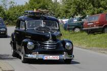 Opel Kapit�n unterwegs in Fladungen anl. der Fladungen Classics 2009