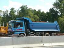 MB Actros 4140 an der Baustelle B 84 im Stadtgebiet von 36088 H�nfeld