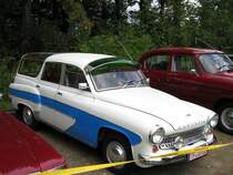 Wartburg 312 in Johnsdorf. Die Idee mit dem Absperrband war nicht so optimal ebenso wie die Anzahl der gezeigten Fahrzeuge, 11.08.07