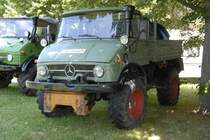 Unimog mit Aufnahmeplatte f�r einen Schneepflug bei den Fladungen Classics 2009