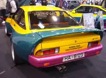 Heckansicht des originalen Opel Manta B aus dem Film Manta, Manta! Essen Motor Show am 04.12.2024.