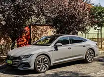 Diesen VW Arteon PLugin Hybrid habe ich in August, 2024 fotografiert.