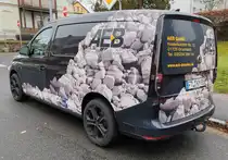 =VW Caddy von AEB GmbH steht im Dezember 2024 in Wilsdruff