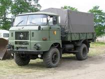 Lkw W 50 LA der ehem. NVA kam aus dem landkreis Stendal zum 11. Perleberger Oldtimer- und Milit�rfahrzeugtreffen, Flugplatz Perleberg 12.07.2009