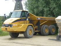 12.07.2009: CAT 725 Dumper-Truck.