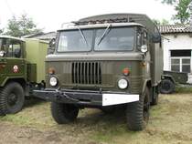 Lkw GAZ 66 als Werkstattwagen der Sowjetarmee beim 11. Perleberger Oldtimer- und Milit�rfahrzeugtreffen, Flugplatz Perleberg 12.07.2009