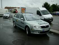 Skoda Octavia Combi Tour de France 2009. Skoda-Tour-Begleitfahrzeug. Aufgenommen am 17.07.2009 in Colmar. Weitere Skoda-Fotos findet Ihr auf modellauto-bilder.de. Ich w�rde mich freuen, wenn ihr auch meine Skoda-Modellauto-Homepage auf www.skoda-modelle.de besucht.