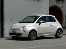 Fiat 500  FR 192348 in Nidau am 11.07.2009