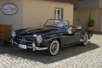 Mercedes Benz 190 Cabrio prsentiert bei den Fladungen Classics 2009