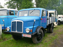 Dieser S4000 Pritsche stand im AGRA Park beim Bulldogtreffen