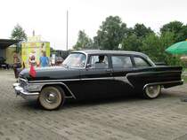 Pkw GAZ 13  Tschaika  aus dem Landkreis Prignitz beim Museumsfest des Blaulichtmuseums in Beuster 22.07.2009