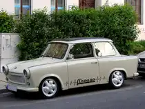 Trabant 601S; hat in der historischen Stadt Görlitz eine Parklücke gefunden; 250507