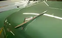 Plymouth Belvedere, die Kühlerfigur am US-amerikanischen Oldtimer-PKW, April 2024