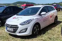 =Hyundai i30 des DRK TECKLENBURGER LAND, abgestellt auf dem Parkplatz der 2025er Rettmobil in Fulda