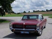 Pontiac-BONNEVILLE (Bj1964)am Weg zum Sammelplatz zur Oldtimerausfahrt in Waldzell; 090726