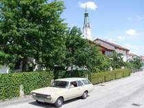 OPEL-REKORD1700 bei der Oldtimerrundfahrt in Lohnsburg; 090726