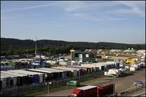 Die Mllenbachschleife auf dem Nrburgring im Morgenlicht des 26.07.2009. Habe versucht fast alle Lkw´s in Gruppenbildern (teilweise aus verschiedenen Blickwinkeln) abzulichten. Alle Fahrer haben das fotografieren natrlich erlaubt;-))