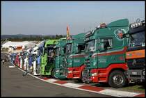 Gruppenbild: SCANIA HIGHLINE R560, MAN TGA´s, Actros´e, etc. (26.07.2009)