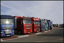 Gruppenbild v.l.n.r.: MAN TGA XXL, MAN TGA 18.430XXL D20 CommonRail von Krmer Transporte, DAF XF105.510SCC  SuperSpaceCab  von RICKAL Transporte und MAN TGA 18.430 von Hofmann Transporte.
