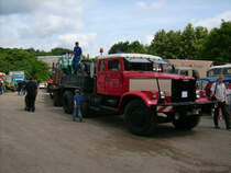Dieser Kraz 256 B2 Zugmaschiene ist fertig fr die Heimreise vom Bulldogtreffen im AGRA Park 