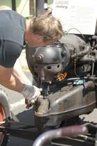 Der Lanz Bulldog wird angeheizt, gesehen bei den Fladungen Classics 2009