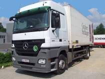 ACTROS1841 ist fr eine bekannte  Innviertler Mbeltischlerei im Einsatz; 090802