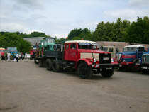 Das Famulus Gespann, gezogen vom Kras 256B2, macht sich ebenfalls auf den Weg vom Bulldogtreffen in Markkleeberg in Richtung Erzgebirge