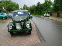 Framo V901/2 vor dem Motocrossgelnde in Lugau. Er ist sicherlich wg. des Schmandes nicht ins Gelnde reingefahren