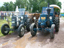 Lanz D7505 mit 25PS und Lanz D9505 mit 45PS standen neben dem Start/Zielgebude auf der Motocrossstrecke in Lugau