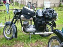 CZ Motorrad beim Lugauer Oldtimertreffen auf der Motocross Strecke