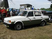 Pkw Wartburtg 1.3 Limousine der VP aus dem landkreis Nordvorpommern beim 16. Oldtimer- und Traktorentreffen, Alt Schwerin/Meckl. 08.08.2009