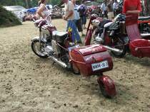 Motorrad JAWA 350 mit Anh�nger PAv 40 aus dem Landkreis Nordwestmecklenburg beim 16. Oldtimer- und Traktorentreffen, Alt Schwerin/Meckl. 08.08.2009