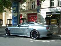 Ferrari 612 steht am 12.08.2009 am Kurf�rstendamm in Berlin