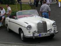 Mercedes Benz (?) Cabrio bei den Fladungen Classics 2008