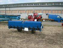 RS09 mit Anbau-Tellerd�ngerstreuer beim Schleppertreffen in Rottelsdorf