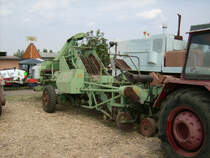 Rodelader E765 beim Rottelsdorfer Schleppertreffen. Er geh�rt wie die meisten ger�te zur Sammlung der Pottelsdorfer Schlepperfreunde