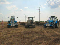 3x Fortschritt ZT403, ZT300GB und Zt303 beim Rottelsdorfer Schleppertreffen. Die Traktoren wurden extra f�r Fotos so aufgestellt.