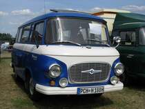 Kleinbus Barkas B 1000 aus dem Landkreis Parchim beim 16. Oldtimer- und Traktorentreffen, Alt Schwerin/Meckl. 08.08.2009
