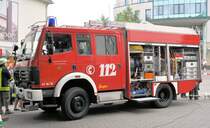 Mercedes Lschfahrzeug LF 16-12, bei einer Ausstellung der freiwilligen Feuerwehr Euskirchen am 08.08.2009