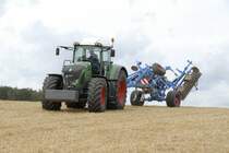 Fendt 930 Vario mit Lemken-Bodenbearbeitungstechnik am 02.09.2009 in Fulda-Oberrode